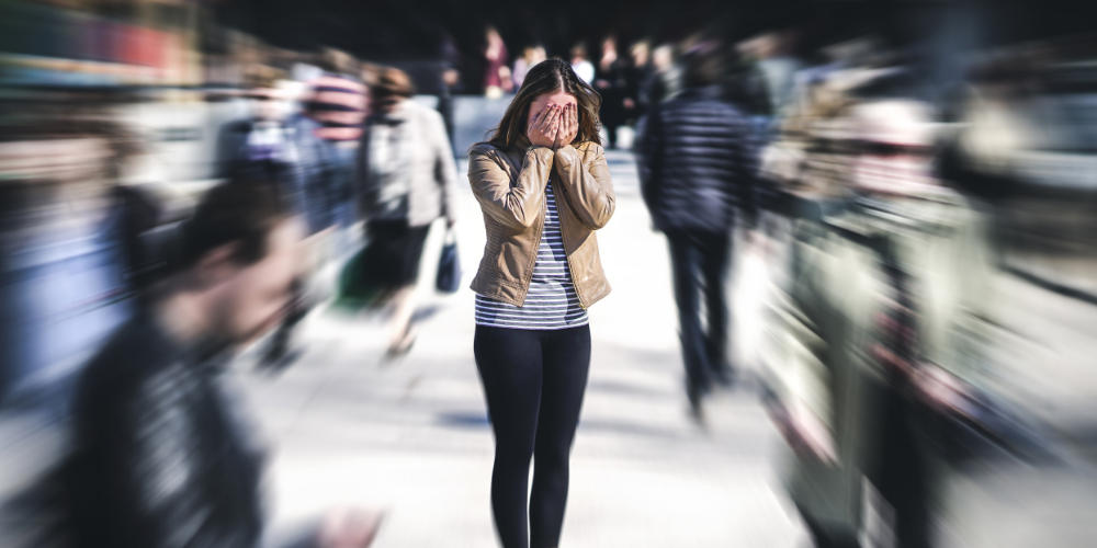 Panic Disorder and Agoraphobia: Symptoms and Treatment - Great Lakes  Psychology Group